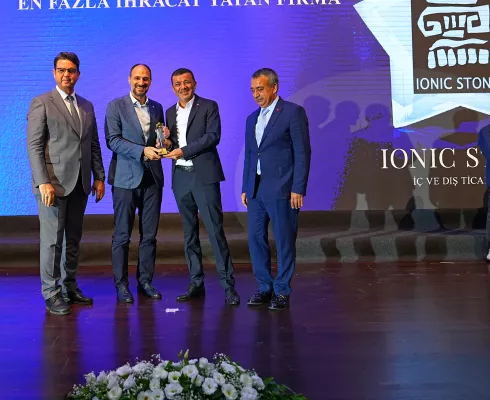 IONIC STONE İhracat Yıldızları Töreninde Ödül Kazandı